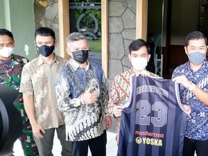Gading Marten Bertemu Gibran di Solo, Ada Apa?