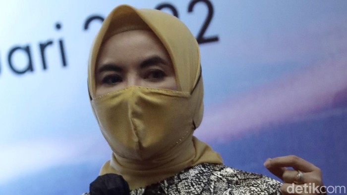PT Pertamina (Persero) kembangkan Kilang Balikpapan yang tahun ini berusia 100 tahun. Pengembangan kilang ini diharapkan dapat memangkas impor BBM.
