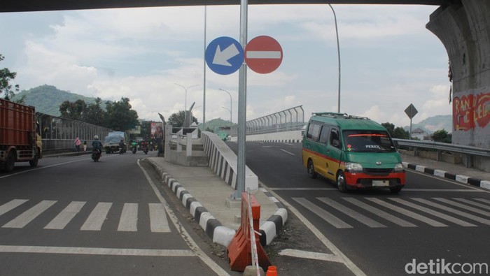 Jembatan baru di Cimahi.