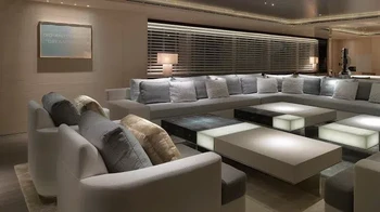 Jan sering membawa kapal ini untuk berlibur. Foto: Superyatchtimes