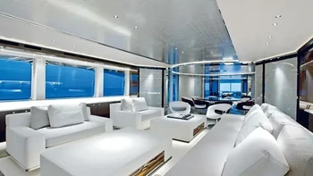 Sering kali Moorise berlabuh di pulau St Barts. Foto: Superyatchtimes