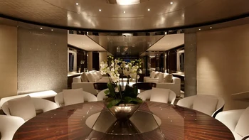 Sering kali Moorise berlabuh di pulau St Barts. Foto: Superyatchtimes