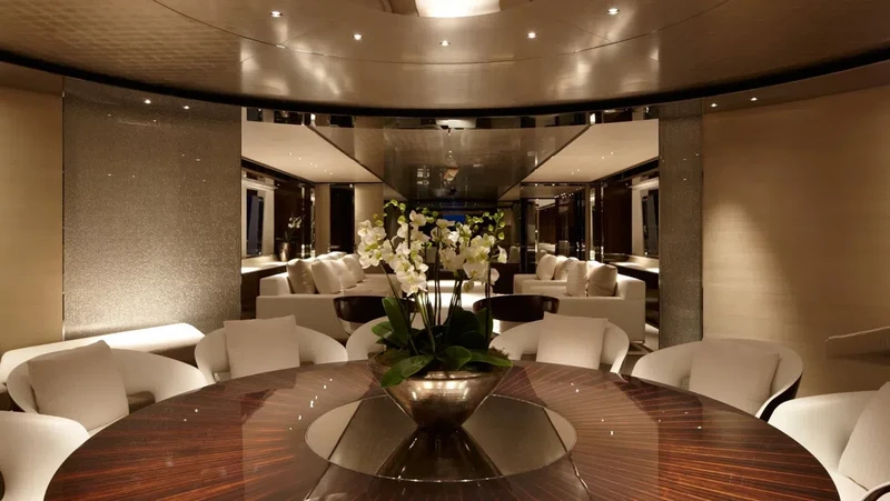 Kapal Moonrise pendiri WhatsApp