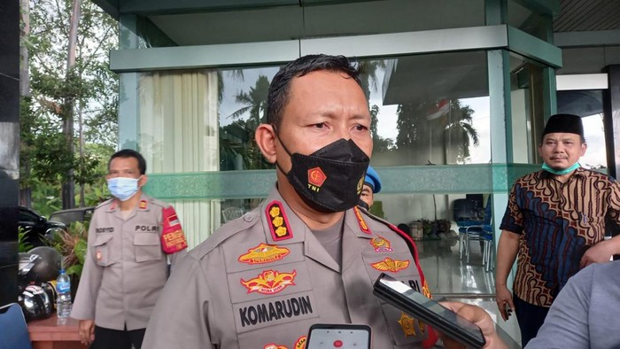 Kapolres Metro Tangerang Kota, Kombes Komarudin.