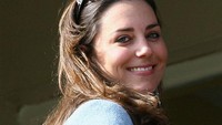 Dalam setahun, Kate Middleton menghabiskan 8 ribu Poundsterling atau Rp 150 jutaan untuk perawatan rambutnya. (Foto: Getty Images)