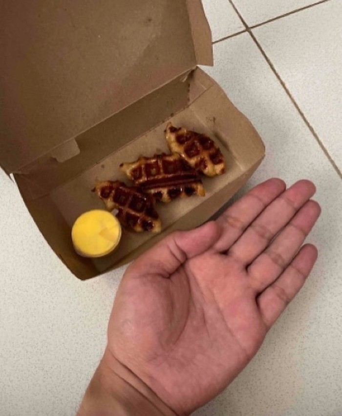 Makanan Tak Sesuai Ekspektasi Makanan Tak Sesuai Ekspektasi