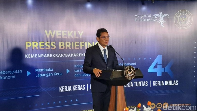 Menparekraf Sandiaga Uno Menparekraf Sandiaga Uno