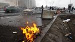 Deretan Bangkai Mobil yang Hangus Terbakar dalam Kerusuhan Kazakhstan