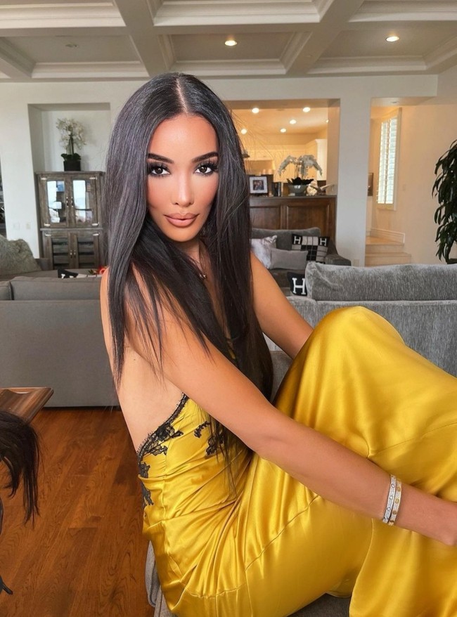 Inilah potret glamour Noella di rumah mewahnya yang ternyata ngontrak. Rumah tersebut seluas 1.000 meter persegi. Foto: Dok. Instagram/@noellanoelbergener