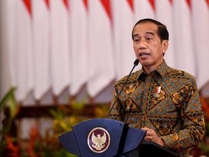 Jokowi: Waspada Omicron Perlu, tapi Jangan Timbulkan Ketakutan