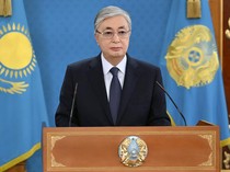 Putin Telepon Presiden Kazakh Soal Investigasi Jatuhnya Pesawat Azerbaijan