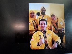 NasDem Bandung Desak DPW Pecat Sahrul Gunawan Terkait Jaket Golkar