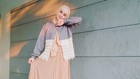 Sebelumnya, penampilan Risty Tagor selalu terlihat syari. Foto: Instagram @ristytagor