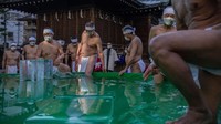 Upacara ini merupakan ritual tahunan untuk menyucikan jiwa dan raga.