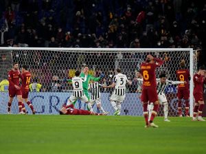 Tangkis Penalti Roma, Szczesny Ngaku Cuma Beruntung