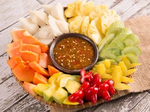 Resep Rujak Lotis Khas Jawa Tengah yang Enak dan Segar