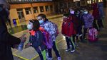 Omicron Bikin Was-was Spanyol Saat 8 Juta Murid Kembali ke Sekolah