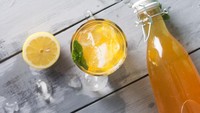 Tak Melulu Air Putih! Ini 5 Minuman Sehat yang Segar dan Bikin Badan Fit