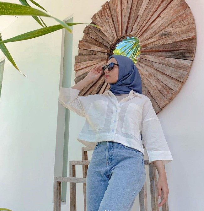 Wanita yang tinggal di Bekasi, Jawa Barat ini baru lulus tahun 2021 lalu dari Fakultas Akuntansi di Trisakti School of Management (TSM). Foto: Dok. Instagram @dibafahira.