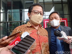 Dipolisikan JoMan soal Gibran-Kaesang, Ubedillah: Memang Dia Korban?