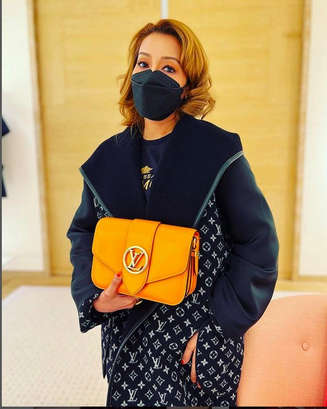 Inilah penampilan Ifa dengan barang serba Louis Vuitton. (Foto: Instagram/@ifa_raziah)