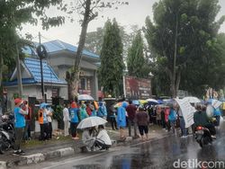 Geruduk Kantor Kemenkumham Riau, Imigran Afghanistan Minta Tempat Tinggal