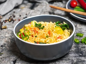 Sahur Pakai Mi Instan? Ini Tipsnya Supaya Nggak Cepat Lapar Saat Puasa