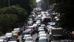 Potret Macet Panjang di Jalan Basuki Rahmat Arah Tebet Pagi Ini