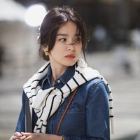 Tahun ini, Song Hye Kyo membintangi drama Korea Now We Are Breaking Up bersama Jang Ki Yong. Drama ini telah dinanti penggemar karena menandai comeback-nya setelah tiga tahun. Foto: dok. SBS