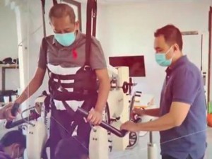 Kondisi Terkini Tukul Arwana: Sudah Lebih Baik dan Lakukan Terapi 3 Kali