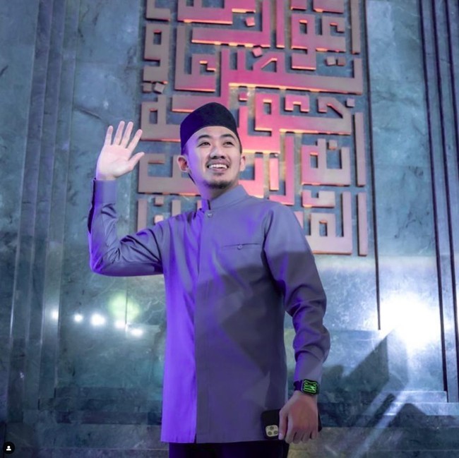 Ustaz Syam Sebut Berteman Baik dengan Nathalie Holscher