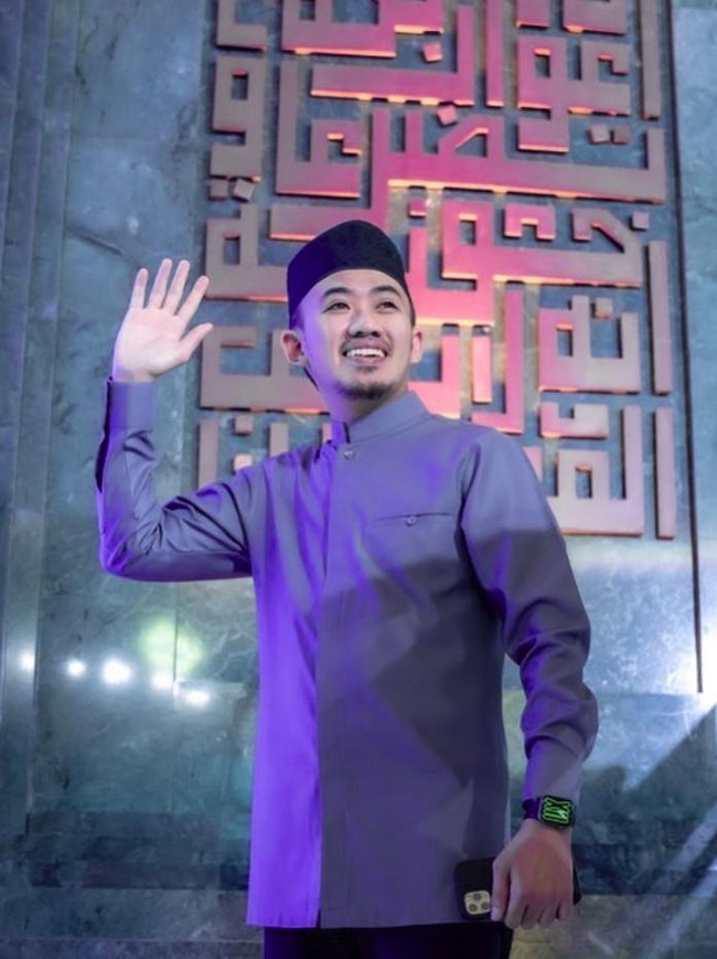 Ustaz Syam Sebut Berteman Baik dengan Nathalie Holscher