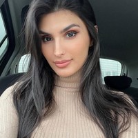 Yael Cohen Aris merupakan ahli di bidang programming sebelum terjun ke dunia modeling. Foto: Instagram/@yael1c