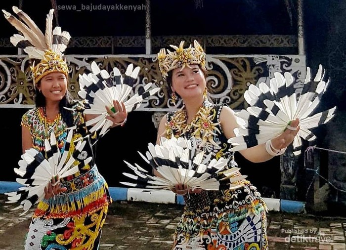 ayok bergaya pro seperti penari budaya Pampang