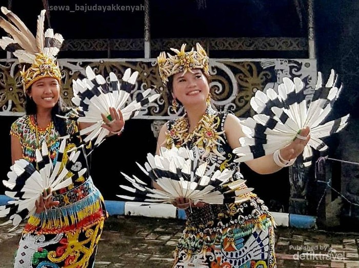 ayok bergaya pro seperti penari budaya Pampang