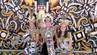 Wisata Budaya Pampang sering dikunjungi wisatawan mancanegara loh