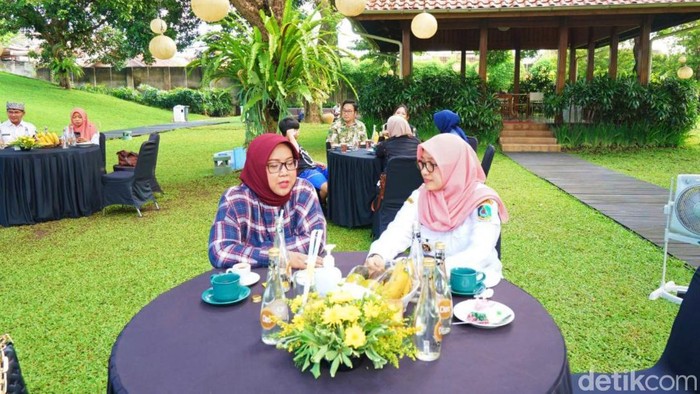 Bupati Bogor dan Bupati Ipuk