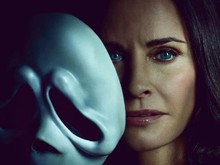 Gegara Nonton Scream 7, Courteney Cox Ngaku Takut Ke Kamar Mandi
