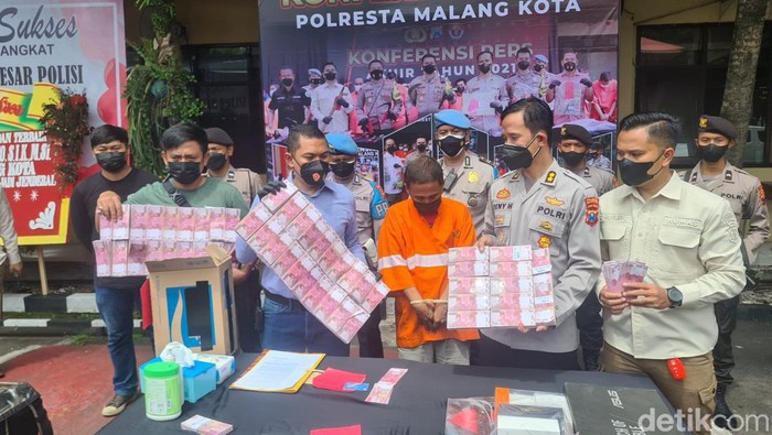 Dukun Pengganda Uang Di Malang Ditangkap Rp 40 Juta Ditukar Uang Mainan