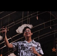 Ardhito Pramono suka bergaya vintage baik saat beraksi di panggung maupun beraktivitas sehari-hari. (Foto: Instagram/@ardhitopramono)