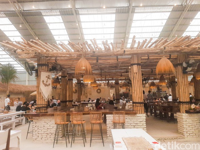 Hey Beach Hey Beach, Kafe di Alam Sutera yang Hadirkan Konsep Beach Club Bali.
