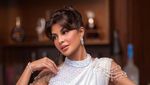 Pose Memikat Jacqueline Fernandez yang Jadi Simpanan Penipu Kelas Kakap