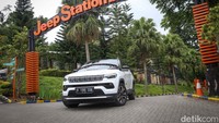 Detikoto melakukan tes mobil teranyar dari Jeep, yaitu Jeep Compass di Jeep Station Indonesia, Bogor.