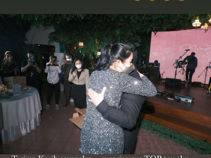 Nindy Ayunda dan pria misterius pemikat hatinya
