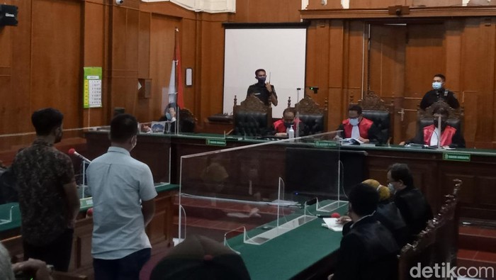 pengadilan kasus penganiayaan jurnalis tempo