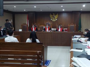 Adam Deni: Penggemar Jerinx dan SID Outsiders Agak Barbar