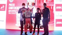 Dengan melangkahnya Qarrar ke dunia balap Gokart Internasional, diharapkan bisa memberi kebanggaan bagi Indonesia. Pasalnya, bukan tidak mungkin beberapa tahun mendatang sang pembalap bisa tampil di Formula 1 yang sebagian besar pembalapnya berasal dari Gokart.