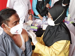 Stok Menipis, Jangan Tunda Lagi Vaksin Booster di Surabaya