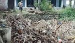 Pasca Hujan Deras, Sampah Penuhi Pintu Bendung Soka di Klaten