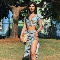 Irontech Dolls, nama perusahaan tersebut, dituding telah memproduksi boneka seks yang sangat mirip dirinya. Bahkan boneka tersebut mempunyai tahi lalat di bawah bibir seperti Yael. Foto: Instagram/@yael1c